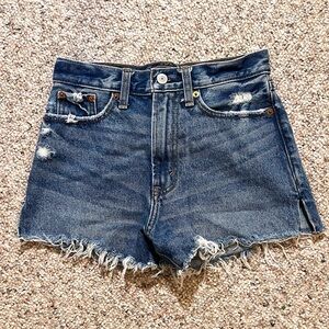 Abercrombie & Fitch Annie High Rise Short 24in